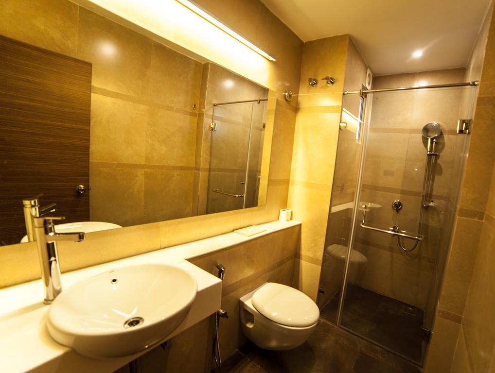 Brownstar Boutique Hotel Chennai Exterior foto